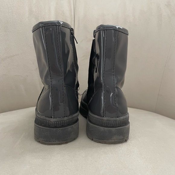 Zara Toddler Waterproof Boots with Rubber Toe - Size 7 - Picture 4 of 5